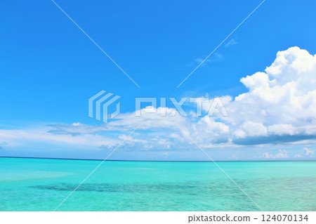 沖繩Miyakojima藍天和海 124070134