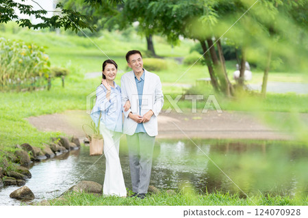Senior couple taking a walk 124070928