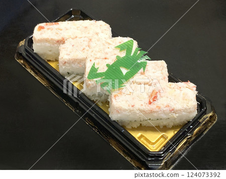 Crab sushi, crab sushi, crab sushi lunch box, crab sushi lunch box 124073392