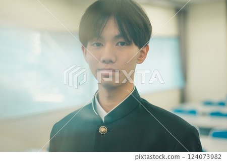 young man, high school student, person 124073982