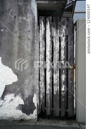 老建築牆 124080147