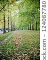St. James Park to Buckingham Palace 02 124087780