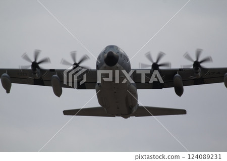 KC130J加油機起飛 KC130J加油機起飛 124089231