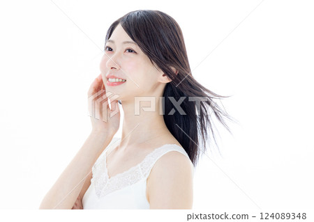 Skincare image of young woman Skincare image of young woman 124089348