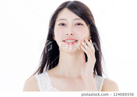 Skincare image of young woman 124089356