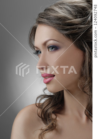 fascination bride 124092748