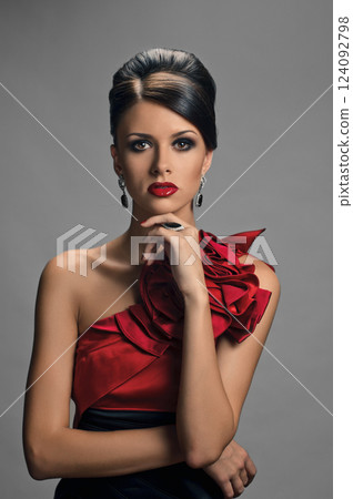 chic lady chic lady 124092798