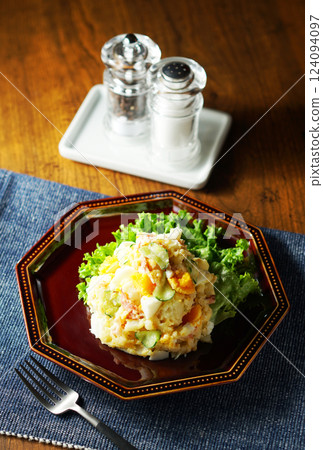 馬鈴薯雞蛋沙拉 124094097