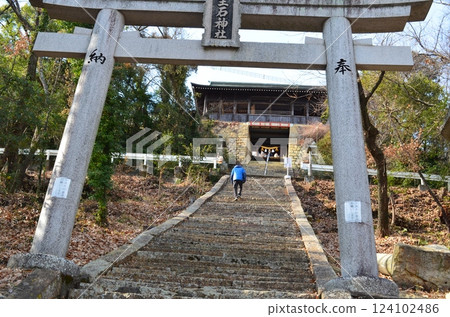 Iwashimizu Shrine Stairs Iwashimizu Shrine Stairs 124102486