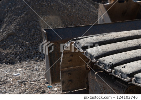 Excavator Blade 124102746