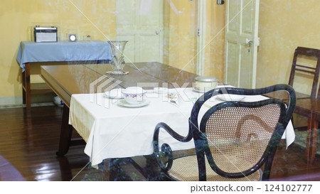 Hanoi Ho Chi Minh House 124102777