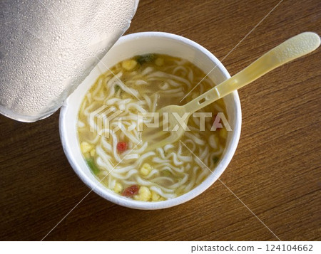 豬骨醬油泡麵 124104662