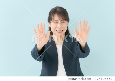 中年婦女否認 中年婦女否認 124105339