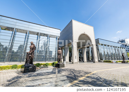 Fukuoka City Museum on a clear day in Fukuoka City, Fukuoka Prefecture Fukuoka City Museum on a clear day in Fukuoka City, Fukuoka Prefecture 124107195