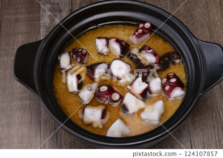 Recipe for making octopus rice Recipe for making octopus rice 124107857