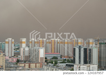 沙塵暴襲擊烏蘭巴托 124107957