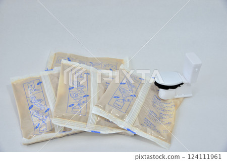 便攜式緊急廁所和緊急廁所圖片微型 124111961