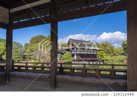 從太平閣望去的京都、平安神宮、尚美館 從太平閣望去的京都、平安神宮、尚美館 124112449