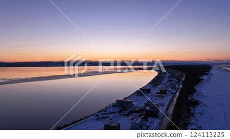 Drift ice around Lake Saroma, Hokkaido February 24, 2025 Sunset around the brackish lake Abashiri drift-ice Drift ice around Lake Saroma, Hokkaido February 24, 2025 Sunset around the brackish lake Abashiri drift-ice 124113225