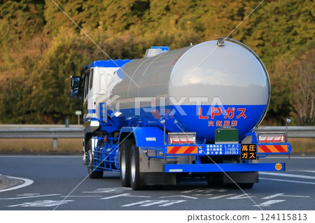 液化石油氣罐車圖像 液化石油氣罐車圖像 124115813