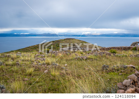 Sacred mountain of Pachatata, archaeological site on Amantani Island, Lake Titicaca, Peru 124118094