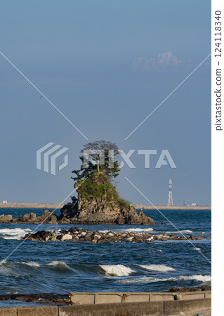 Amaharu Coast Toyama Prefecture 124118340