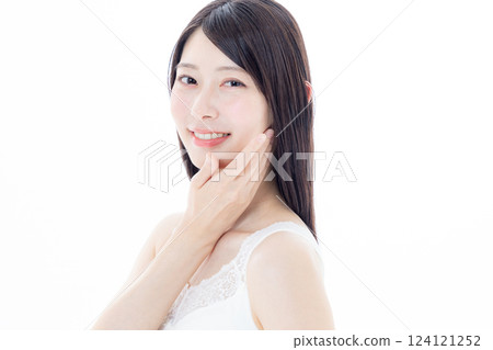 Beauty image of young women Beauty image of young women 124121252