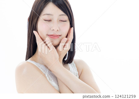 年輕女子的美麗形象 124121259