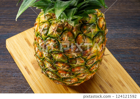 pineapple pineapple 124121592