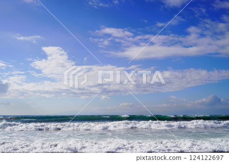 Slightly rough winter waves at Chigasaki Coast Slightly rough winter waves at Chigasaki Coast 124122697