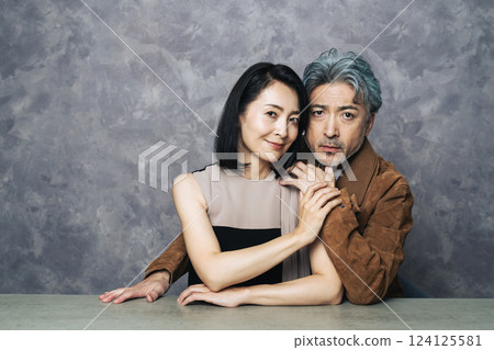 時尚老年/中年夫妻照 124125581