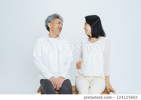 老年/中年夫婦照片 老年/中年夫婦照片 124125602