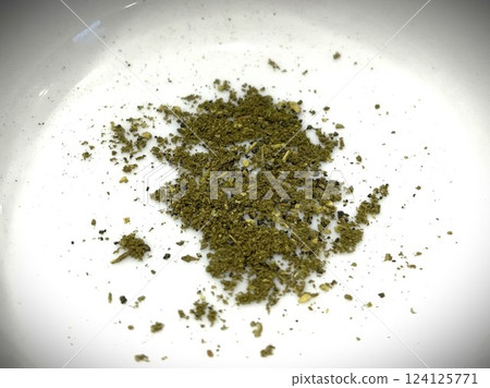 Powdered Japanese pepper with a unique and rich flavor3 124125771