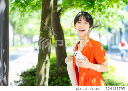 Young lady shopping Young lady shopping 124125795