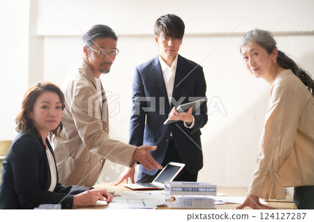 Senior and junior project team 124127287