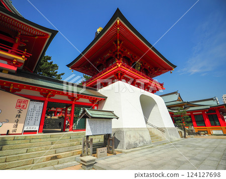 Akama Shrine Shimonoseki 124127698