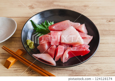 Cubed Albacore Tuna 124128174