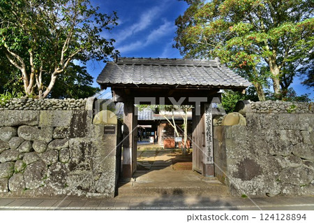 福江島武士住宅 福江島武士住宅 124128894