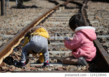 Takachiho Station on the Amaterasu Railway, trolley train 124129040
