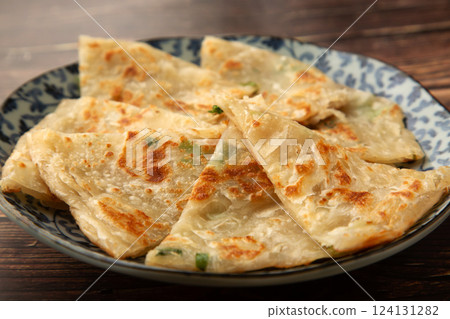 Taiwanese scallion pancake Taiwanese scallion pancake 124131282