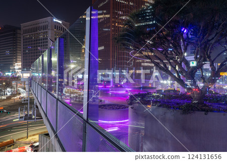 Seoullo 7017 Seoul Skygarden, elevated linear park built atop a former highway overpass in Seoul, South Korea 124131656