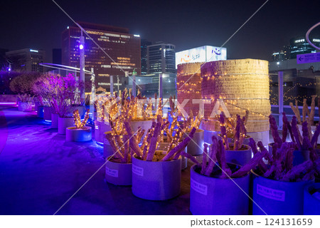 Seoullo 7017 Seoul Skygarden, elevated linear park built atop a former highway overpass in Seoul, South Korea 124131659