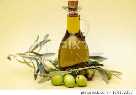 olive oil 124132353