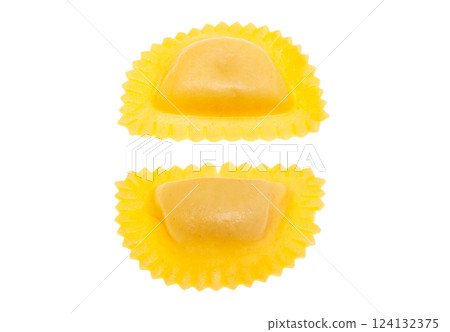 italian ravioli isolated italian ravioli isolated 124132375