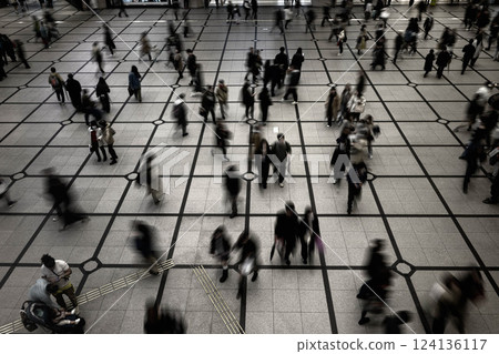 People walking through the terminal in Umeda, Osaka People walking through the terminal in Umeda, Osaka 124136117