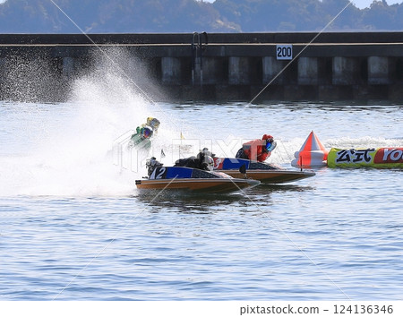 宮島賽艇 124136346