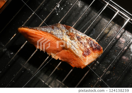 Grilled salmon Grilled salmon 124138239