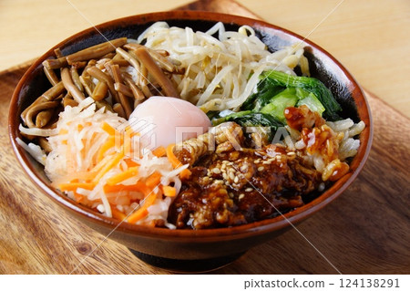 拌飯韓國料理 124138291