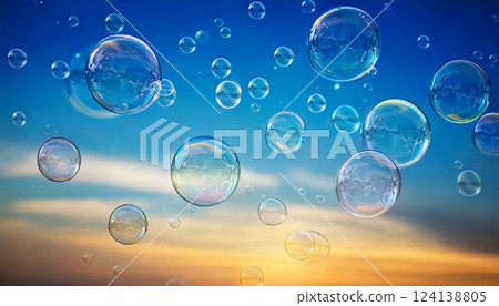 肥皂泡漂浮在夕陽的天空中 肥皂泡漂浮在夕陽的天空中 124138805