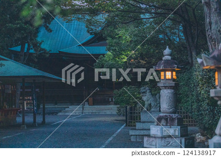 Hamamatsu Hachiman Shrine night view Hamamatsu Hachiman Shrine night view 124138917